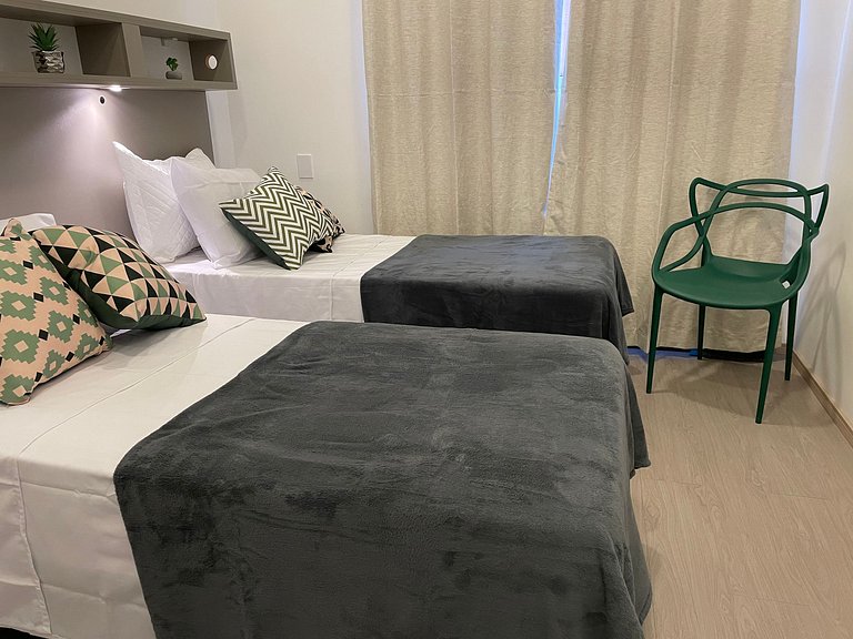 P21. 1 dorm mobiliado. Privacidade e segurança.