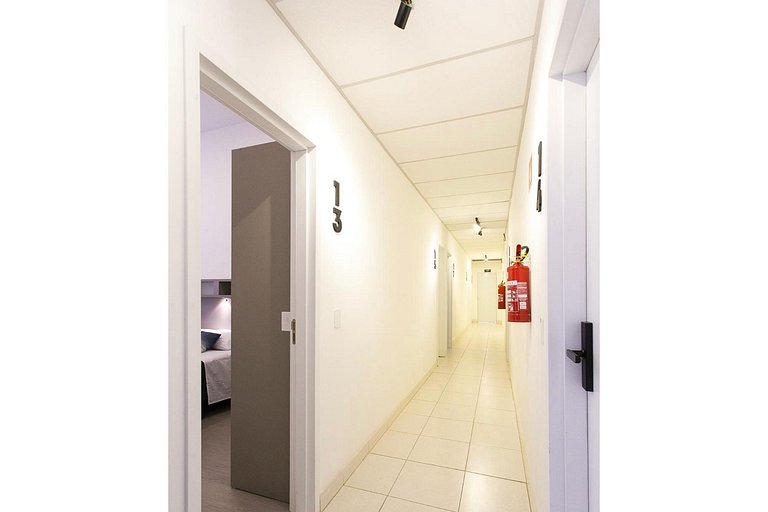 P20. Suite independente, prédio residencial na Mooca