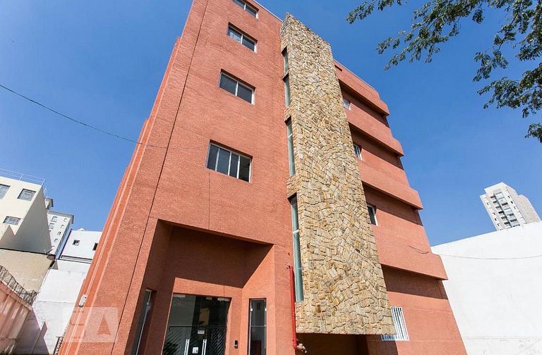 S14. Studio compacto com cozinha independente.