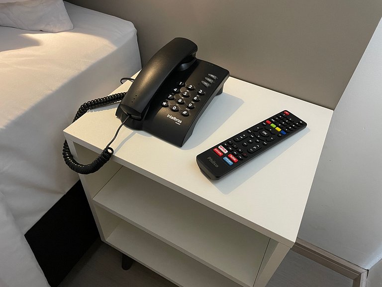 Suíte Compacta com Tudo à Mão na Mooca