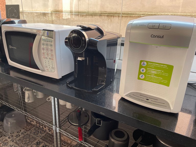 P21. 1 dorm mobiliado. Privacidade e segurança.