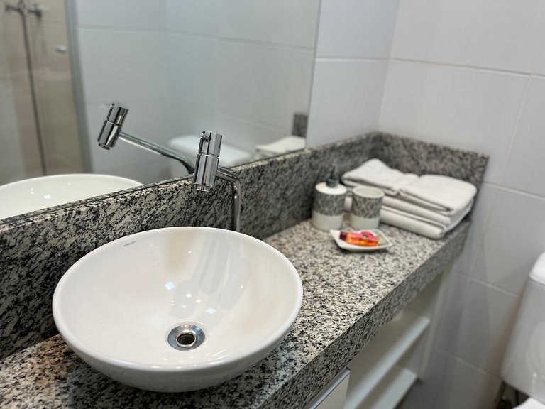 Studio Executivo c/ Garagem – Granja Viana | Cotia