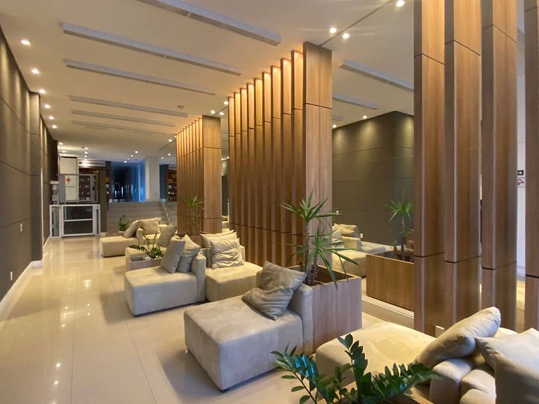 Studio mobiliado c/ garagem e portaria 24h